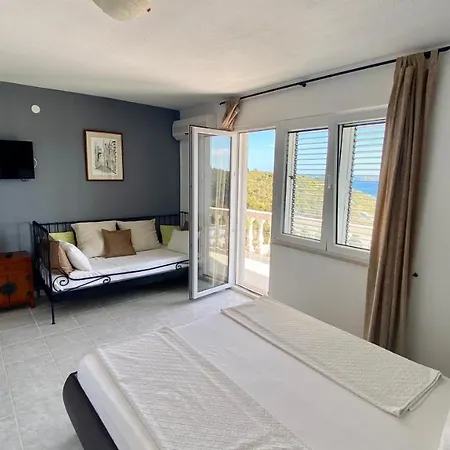 Jasmina Apartman Vinisce
